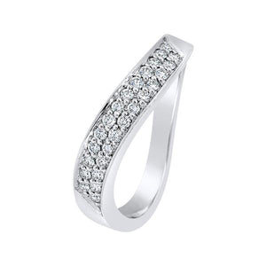 Alliance en or blanc sertie de diamants.-Alliances diamants-Marque:Référence: 1.367-OBMétal: Or blancTitre: 18 caratsPoids du métal: 3,00 GrType de pierre: Diamant(s)Poids: 0,26 CtForme - taille: Taille brillantCouleur: FPureté: SI1Comment choisir sa taille de doigt:cliquer pour découvrir notre guide des tailles imprimable-DIAM'S- -DIAM'S NC