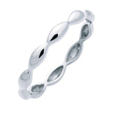 Alliance en or blanc.-Alliance or et argent-Marque:Référence: D1.167-OBMétal: Or blancTitre: 18 caratsPoids du métal: 1,60 GrComment choisir sa taille de doigt:cliquer pour découvrir notre guide des tailles imprimable-DIAM'S- -DIAM'S NC