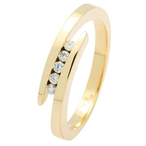 Alliance en or jaune sertie de diamants-Alliances diamants-Marque:Référence: D1.98Métal: Or jauneTitre: 18 caratsPoids du métal: 2,40 GrType de pierre: Diamant(s)Poids: 0,10 CtForme - taille: Taille brillantCouleur: FPureté: SI1Comment choisir sa taille de doigt:cliquer pour découvrir notre guide des tailles imprimable-DIAM'S- -DIAM'S NC