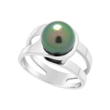 Bague en or blanc et perle de Tahiti.-Bagues perle-Marque:Référence: D7.31-OBMétal: Or blancTitre: 18 caratsPoids du métal: 5,60 GrType de pierre: Perle(s) de TahitiForme - taille: RondePureté: AComment choisir sa taille de doigt:cliquer pour découvrir notre guide des tailles imprimable-DIAM'S- -DIAM'S NC
