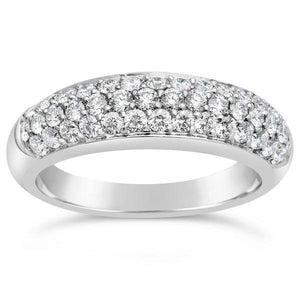 Bague en or blanc sertie de diamants.-Bagues diamants-Marque:Référence: 2.890-OBMétal: Or blancTitre: 18 caratsPoids du métal: 4,10 GrType de pierre: Diamant(s)Poids: 0,74 CtForme - taille: Taille brillantCouleur: FPureté: SI1Comment choisir sa taille de doigt:cliquer pour découvrir notre guide des tailles imprimable-DIAM'S- -DIAM'S NC