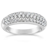 Bague en or blanc sertie de diamants.-Bagues diamants-Marque:Référence: 2.890-OBMétal: Or blancTitre: 18 caratsPoids du métal: 4,10 GrType de pierre: Diamant(s)Poids: 0,74 CtForme - taille: Taille brillantCouleur: FPureté: SI1Comment choisir sa taille de doigt:cliquer pour découvrir notre guide des tailles imprimable-DIAM'S- -DIAM'S NC