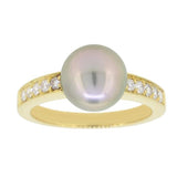Bague en or jaune sertie de diamants et perle de Tahiti.-Bagues perle et diamant-Marque:Référence: D7.52-P299Métal: Or jauneTitre: 18 caratsPoids du métal: 4,00 GrType de pierre: Perle(s) de TahitiForme - taille: RondePureté: AType de pierre (2): Diamant(s)Poids (2): 0,20 CtForme - taille (2): Taille brillantCouleur (2): FPureté (2): SI1Comment choisir sa taille de doigt:cliquer pour découvrir notre guide des tailles imprimable-DIAM'S- -DIAM'S NC
