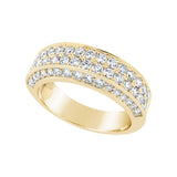 Bague en or jaune sertie de diamants.-Bagues diamants-Marque:Référence: D2.46Métal: Or jauneTitre: 18 caratsPoids du métal: 6,60 GrType de pierre: Diamant(s)Poids: 1,08 CtForme - taille: Taille brillantCouleur: FPureté: SI1Comment choisir sa taille de doigt:cliquer pour découvrir notre guide des tailles imprimable-DIAM'S- -DIAM'S NC
