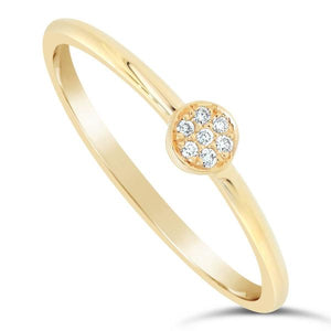 Bague en or jaune sertie de diamants.-Bagues diamants-Marque:Référence: D9.100Métal: Or jauneTitre: 18 caratsPoids du métal: 1,10 GrType de pierre: Diamant(s)Poids: 0,02 CtForme - taille: Taille brillantCouleur: FPureté: SI1Comment choisir sa taille de doigt:cliquer pour découvrir notre guide des tailles imprimable-DIAM'S- -DIAM'S NC