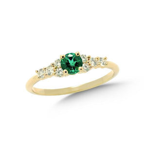 Bague en or jaune sertie d'une emeraude de laboratoire et de diamants.-Bagues pierres précieuses-Marque:Référence: D9.226-EMLABMétal: Or jauneTitre: 18 caratsPoids du métal: 1,70 GrType de pierre: Emeraude de laboratoirePoids: 0,25 CtForme - taille: Taille brillantCouleur: VertType de pierre (2): Diamant(s)Poids (2): 0,20 CtForme - taille (2): Taille brillantCouleur (2): FPureté (2): SI1Comment choisir sa taille de doigt:cliquer pour découvrir notre guide des tailles imprimable-DIAM'S- -DIAM'S NC