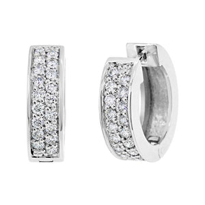 Boucles d'oreilles en or blanc serties de diamants.-Boucles d'oreilles diamants-Marque:Référence: D6.5-OBMétal: Or blancTitre: 18 caratsPoids du métal: 3,00 GrType de pierre: Diamant(s)Poids: 0,36 CtForme - taille: Taille brillantCouleur: FPureté: SI1-DIAM'S- -DIAM'S NC