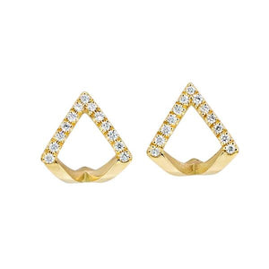 Boucles d'oreilles en or jaune serties de diamants.-Boucles d'oreilles diamants-Marque:Référence: D6.108Métal: Or jauneTitre: 18 caratsPoids du métal: 1,00 GrType de pierre: Diamant(s)Poids: 0,08 CtForme - taille: Taille brillantCouleur: FPureté: SI1-DIAM'S- -DIAM'S NC