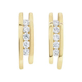 Boucles d'oreilles en or jaune serties de diamants.-Boucles d'oreilles diamants-Marque:Référence: D6.30Métal: Or jauneTitre: 18 caratsPoids du métal: 1,80 GrType de pierre: Diamant(s)Poids: 0,20 CtForme - taille: Taille brillantCouleur: FPureté: SI1-DIAM'S- -DIAM'S NC