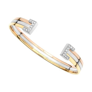 Bracelet en 3 ors sertie diamants. de 18 diamants de 0,01 carat en FSI1-Bracelets diamants-Marque:Référence: BR3OR-BTSMétal: trois orsTitre: 18 caratsPoids du métal: 19,60 GrType de pierre: Diamant(s)Poids: 0,18 CtForme - taille: Taille brillantCouleur: FPureté: SI1-DIAM'S- BR3OR-BTS-DIAM'S NC
