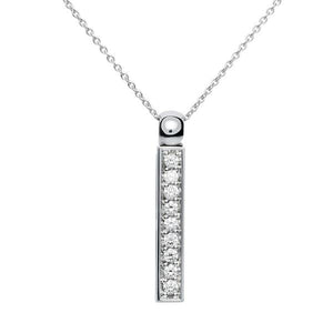 Pendentif en or blanc serti de diamant.-Pendentifs & Colliers diamants-Marque:Référence: D3.29-OBMétal: Or blancTitre: 18 caratsPoids du métal: 1,80 GrType de pierre: Diamant(s)Poids: 0,27 CtForme - taille: Taille brillantCouleur: FPureté: SI1-DIAM'S- -DIAM'S NC