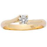 Solitaire en or jaune serti d'un diamant.-Solitaires-Marque:Référence: D0.114Métal: Or jauneTitre: 18 caratsPoids du métal: 2,60 GrType de pierre: Diamant(s)Poids: 0,20 CtForme - taille: Taille brillantCouleur: FPureté: SI1Comment choisir sa taille de doigt:cliquer pour découvrir notre guide des tailles imprimable-DIAM'S- -DIAM'S NC