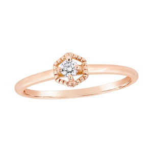 Solitaire en or rose serti d'un diamant.-Solitaires-Marque:Référence: D9.148-ROMétal: Or roseTitre: 18 caratsPoids du métal: 1,40 GrType de pierre: Diamant(s)Poids: 0,06 CtForme - taille: Taille brillantCouleur: FPureté: SI1Comment choisir sa taille de doigt:cliquer pour découvrir notre guide des tailles imprimable-DIAM'S- -DIAM'S NC