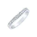 Alliance en or blanc sertie de diamants.-Alliances diamants-Marque:Référence: D1.225-OB 58Métal: Or blancTitre: 18 caratsPoids du métal: 3,00 GrType de pierre: Diamant(s)Poids: 0,26 CtForme - taille: Taille brillantCouleur: FPureté: SI1Comment choisir sa taille de doigt:cliquer pour découvrir notre guide des tailles imprimable-DIAM'S- D1.225-OB 58-DIAM'S NC