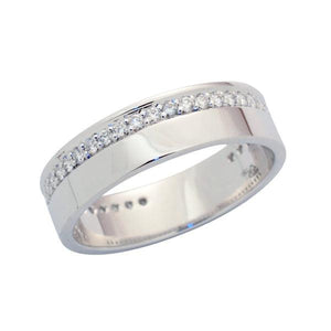 Alliance en or blanc sertie de diamants.-Alliances diamants-Marque:Référence: D1.266-OBMétal: Or blancTitre: 18 caratsPoids du métal: 4,20 GrType de pierre: Diamant(s)Poids: 0,37 CtForme - taille: Taille brillantCouleur: FPureté: SI1Comment choisir sa taille de doigt:cliquer pour découvrir notre guide des tailles imprimable-DIAM'S- -DIAM'S NC