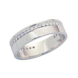 Alliance en or blanc sertie de diamants.-Alliances diamants-Marque:Référence: D1.266-OBMétal: Or blancTitre: 18 caratsPoids du métal: 4,20 GrType de pierre: Diamant(s)Poids: 0,37 CtForme - taille: Taille brillantCouleur: FPureté: SI1Comment choisir sa taille de doigt:cliquer pour découvrir notre guide des tailles imprimable-DIAM'S- -DIAM'S NC