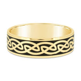 Alliance en or jaune motifs celtique résine noire-Alliance or et argent-Marque:Référence: D1.236Métal: Or jauneTitre: 18 caratsPoids du métal: 4,80 GrComment choisir sa taille de doigt:cliquer pour découvrir notre guide des tailles imprimable-DIAM'S- -DIAM'S NC