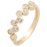 Alliance en or jaune sertie de diamants.-Alliances diamants-Marque:Référence: D1.158Métal: Or jauneTitre: 18 caratsPoids du métal: 2,30 GrType de pierre: Diamant(s)Poids: 0,30 CtForme - taille: Taille brillantCouleur: FPureté: SI1Comment choisir sa taille de doigt:cliquer pour découvrir notre guide des tailles imprimable-DIAM'S- -DIAM'S NC