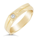 Alliance en or jaune sertie d'un diamant.-Alliances diamants-Marque:Référence: D1.68Métal: Or jauneTitre: 18 caratsPoids du métal: 7,60 GrType de pierre: Diamant(s)Poids: 0,10 CtForme - taille: Taille brillantCouleur: FPureté: SI1Comment choisir sa taille de doigt:cliquer pour découvrir notre guide des tailles imprimable-DIAM'S- -DIAM'S NC