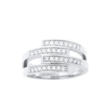 Bague en or blanc sertie de diamants.-Bagues diamants-Marque:Référence: D9.13-OBMétal: Or blancTitre: 18 caratsPoids du métal: 6,10 GrType de pierre: Diamant(s)Poids: 0,32 CtForme - taille: Taille brillantCouleur: FPureté: SI1Comment choisir sa taille de doigt:cliquer pour découvrir notre guide des tailles imprimable-DIAM'S- -DIAM'S NC