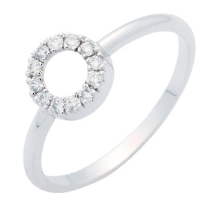 Bague en or blanc sertie de diamants.-Bagues diamants-Marque:Référence: D9.103-OBMétal: Or blancTitre: 18 caratsPoids du métal: 1,60 GrType de pierre: Diamant(s)Poids: 0,12 CtForme - taille: Taille brillantCouleur: FPureté: SI1Comment choisir sa taille de doigt:cliquer pour découvrir notre guide des tailles imprimable-DIAM'S- -DIAM'S NC