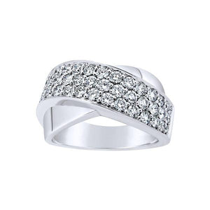 Bague en or blanc sertie de diamants.-Bagues diamants-Marque:Référence: D2.19/OBMétal: Or blancTitre: 18 caratsPoids du métal: 9,70 GrType de pierre: Diamant(s)Poids: 1,12 CtForme - taille: Taille brillantCouleur: FPureté: SI1Comment choisir sa taille de doigt:cliquer pour découvrir notre guide des tailles imprimable-DIAM'S- -DIAM'S NC