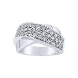 Bague en or blanc sertie de diamants.-Bagues diamants-Marque:Référence: D2.19/OBMétal: Or blancTitre: 18 caratsPoids du métal: 9,70 GrType de pierre: Diamant(s)Poids: 1,12 CtForme - taille: Taille brillantCouleur: FPureté: SI1Comment choisir sa taille de doigt:cliquer pour découvrir notre guide des tailles imprimable-DIAM'S- -DIAM'S NC