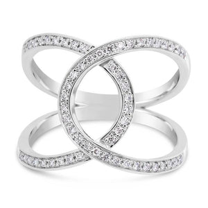 Bague en or blanc sertie de diamants.-Bagues diamants-Marque:Référence: D9.124-OBMétal: Or blancTitre: 18 caratsPoids du métal: 4,00 GrType de pierre: Diamant(s)Poids: 0,17 CtForme - taille: Taille brillantCouleur: FPureté: SI1Comment choisir sa taille de doigt:cliquer pour découvrir notre guide des tailles imprimable-DIAM'S- -DIAM'S NC