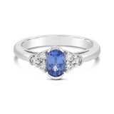 Bague en or blanc sertie d'un saphir et de diamants.-Bagues pierres précieuses-Marque:Référence: D9.116-OB-SAMétal: Or blancTitre: 18 caratsPoids du métal: 3,40 GrType de pierre: Saphir(s)Poids: 0,81 CtForme - taille: Taille ovaleCouleur: BleuType de pierre (2): Diamant(s)Poids (2): 0,18 CtForme - taille (2): Taille brillantCouleur (2): FPureté (2): SI1Comment choisir sa taille de doigt:cliquer pour découvrir notre guide des tailles imprimable-DIAM'S- -DIAM'S NC