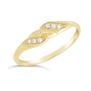 Bague en or jaune sertie de diamants.-Bagues diamants-Marque:Référence: 2.195/BTMétal: Or jauneTitre: 18 caratsPoids du métal: 1,60 GrType de pierre: Diamant(s)Poids: 0,06 CtForme - taille: Taille brillantCouleur: FPureté: SI1Comment choisir sa taille de doigt:cliquer pour découvrir notre guide des tailles imprimable-DIAM'S- -DIAM'S NC