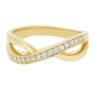 Bague en or jaune sertie de diamants.-Bagues diamants-Marque:Référence: D9.66Métal: Or jauneTitre: 18 caratsPoids du métal: 4,00 GrType de pierre: Diamant(s)Poids: 0,15 CtForme - taille: Taille brillantCouleur: FPureté: SI1Comment choisir sa taille de doigt:cliquer pour découvrir notre guide des tailles imprimable-DIAM'S- -DIAM'S NC