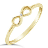Bague infinity en or jaune serti d'un diamant.-Bagues diamants-Marque: Référence: D9.110Métal: Or jauneTitre: 18 caratsPoids du métal: 0,90 GrType de pierre: Diamant(s)Poids: 0,003 CtForme - taille: Taille brillantCouleur: FPureté: SI1 Comment choisir sa taille de doigt:cliquer pour découvrir notre guide des tailles imprimable-DIAM'S- -DIAM'S NC