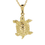 Pendentif tortue en or jaune.-Pendentif animaux-Marque:Référence: 3.262Métal: Or jauneTitre: 18 caratsPoids du métal: 2,40 Gr-DIAM'S- -DIAM'S NC